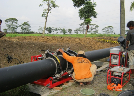 8Mpa OEM প্লাস্টিক পাইপ বাট ফিউশন মেশিন স্বয়ংক্রিয় পাইপ ওয়েল্ডিং 24"IPS